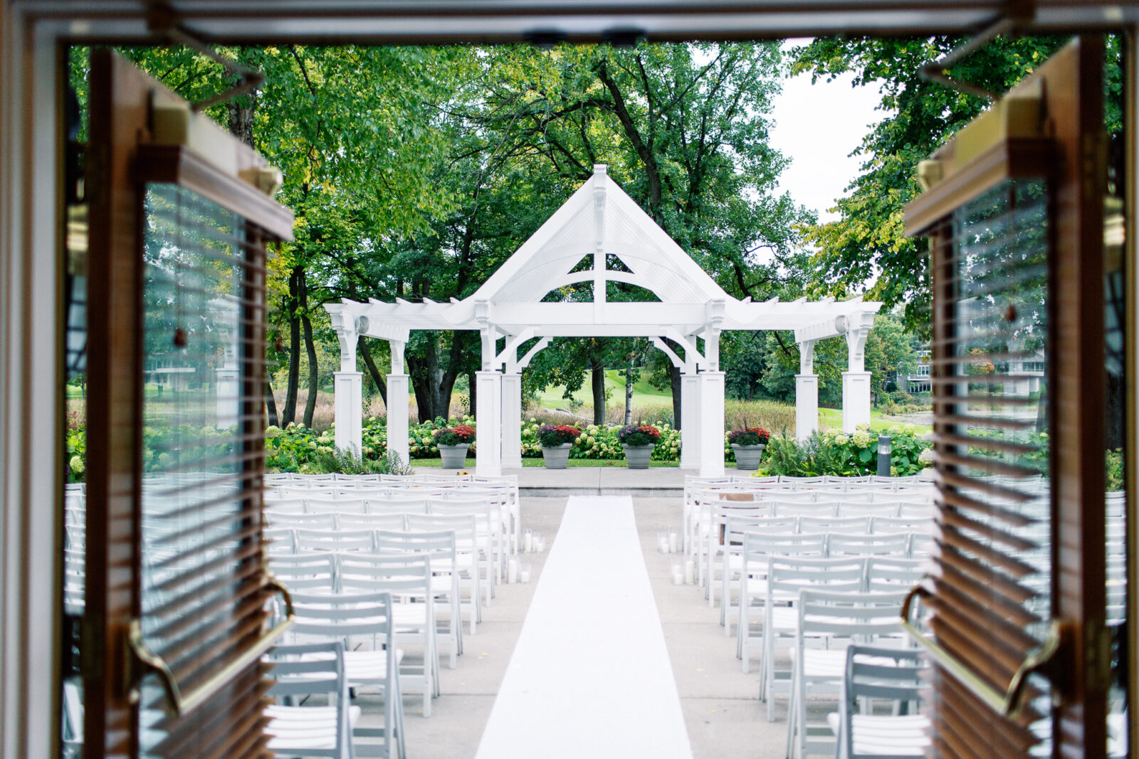 Ceremony location at the Bearpath country club