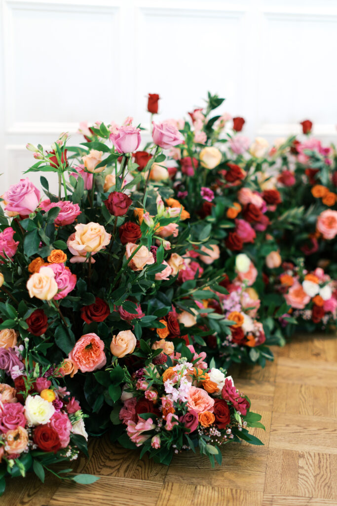 Beautiful roses at St. Paul College Club by Minnesota wedding photographer.